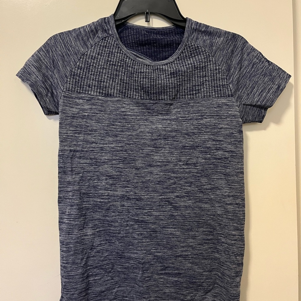 Blue Heathered Short Sleeve Top